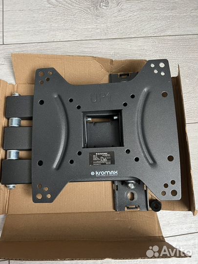 Кронштейн для телевизора поворотный