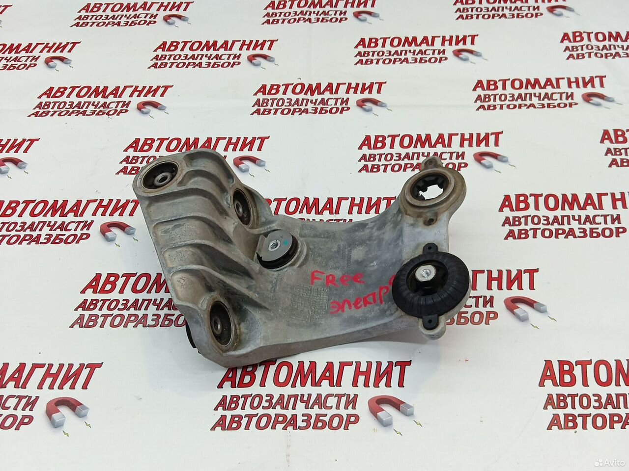 Кронштейн компрессора кондиционера Воях Фри