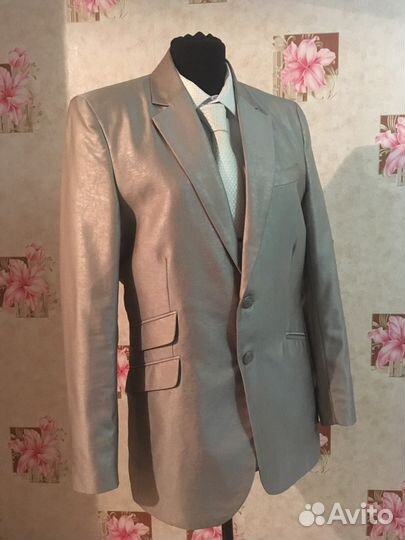 Костюм мужской