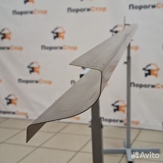 Ремонтные пороги Subaru Impreza 1 правый