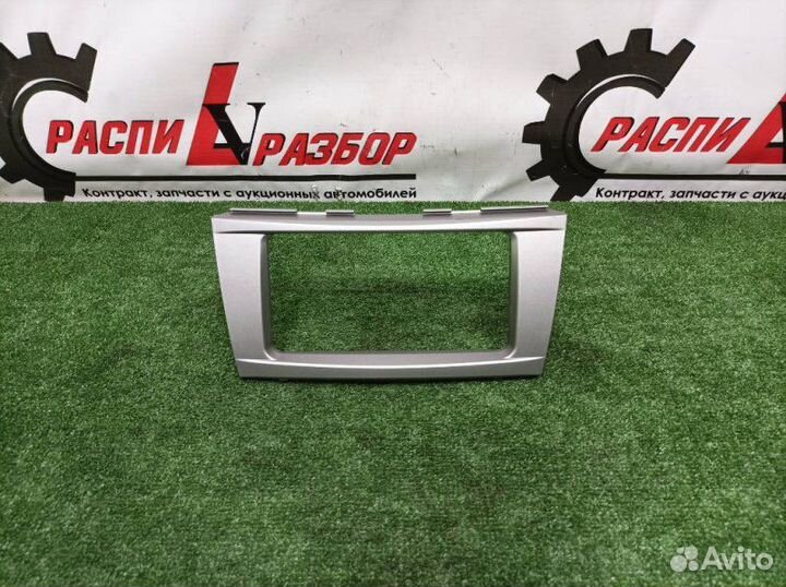 Рамка магнитолы Toyota Camry ACV40 2azfe 2007