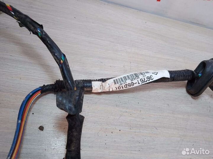 Проводка задней двери Suzuki Grand Vitara 98-05