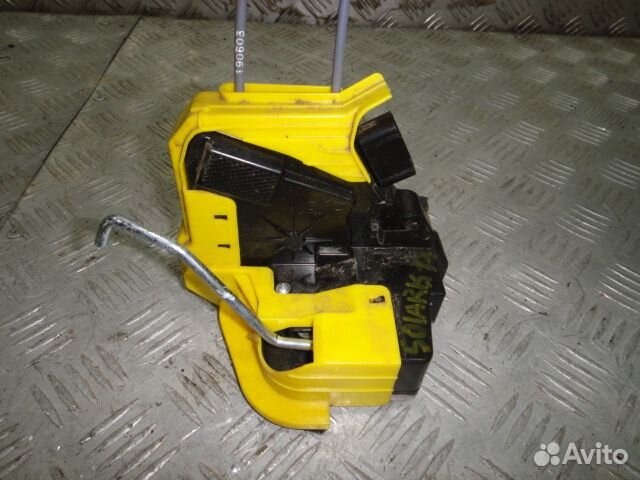 Замок двери Solaris (17) зад R 4 контакта б\у (арт. 81420H5010)