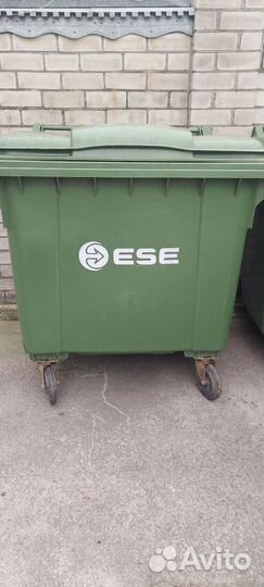 Мусорный контейнер бак пластик