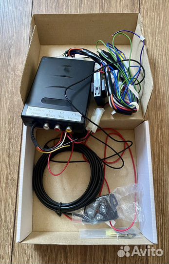 Сумматор видеосигнала Carax VSC CRX-6001