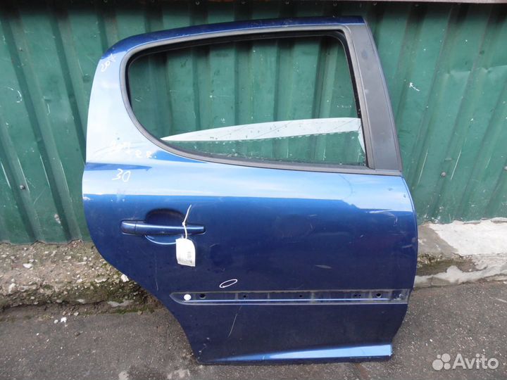 Дверь задняя правая Пежо 207 синяя