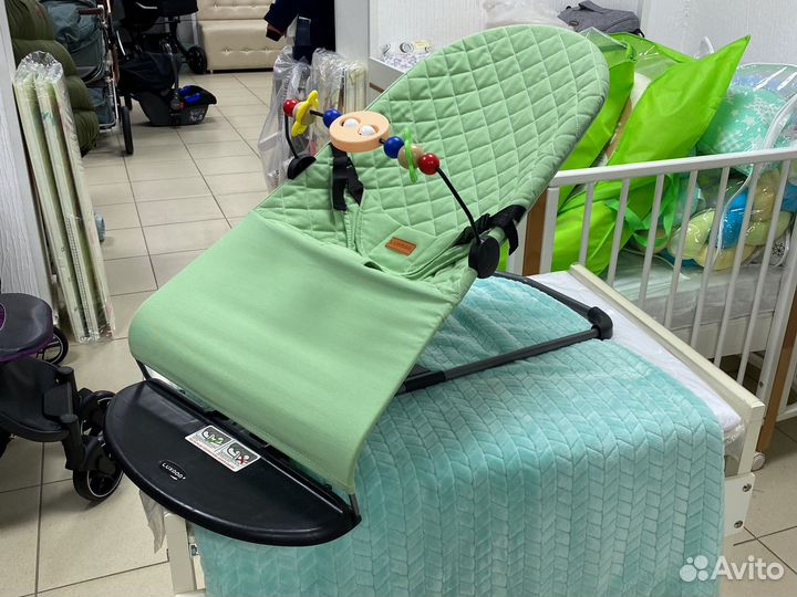 Шезлонг детский