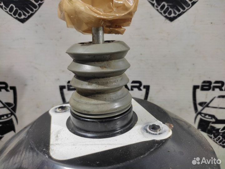 Вакуумный усилитель тормозов Audi Q3 8U cczc 2013