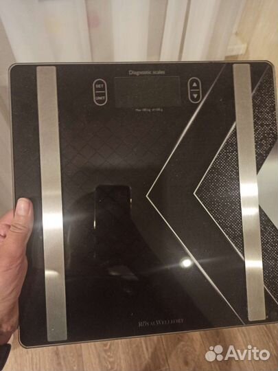 Весы напольные новые