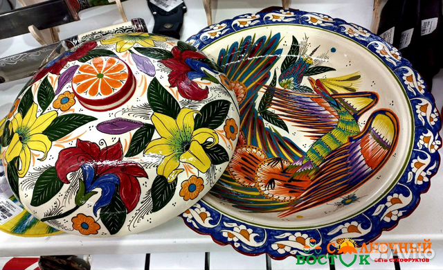 Блюдо с крышкой