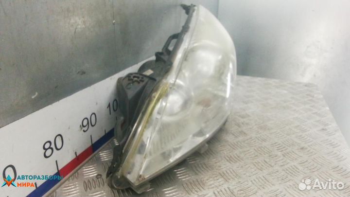 Фара левая Peugeot 5008 2010