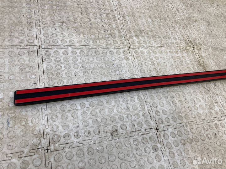 Молдинг двери передний левый Nissan Almera G15