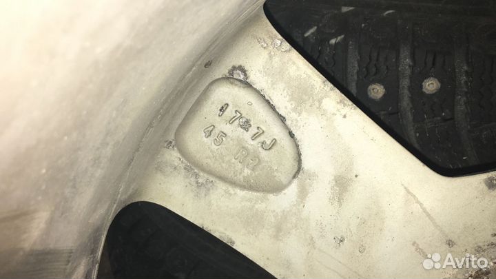 Michelin X-Ice North 225/65 R17