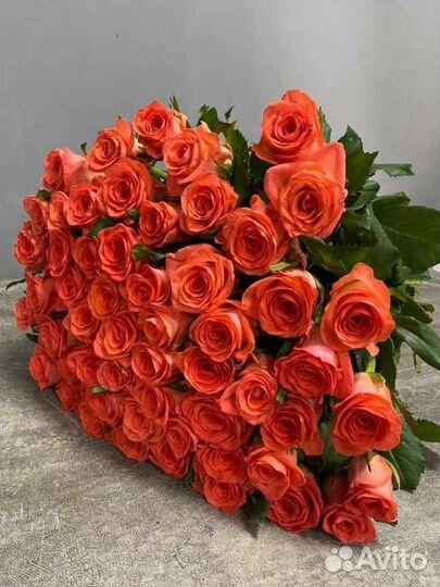 Красная розовая оранжевая белая роза букет