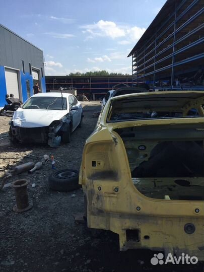 Крыло заднее левое Volkswagen Polo