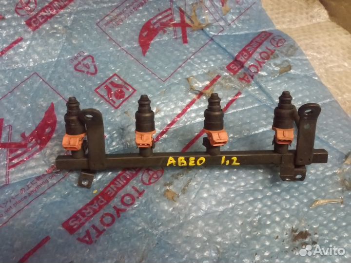 Топливная рампа форсунки рейка авео 1.2,Авео 1.2