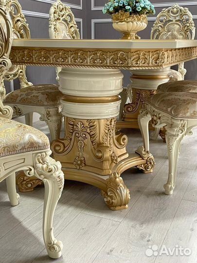 Стол (раскладным механизмом). Столы и Стулья