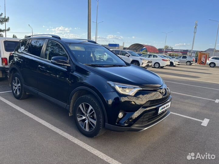 Toyota RAV4 2.2 AT, 2018, 56 000 км