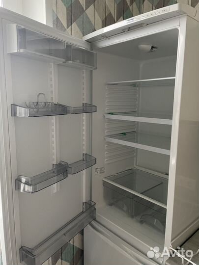 Холодильник бу atlant атлант