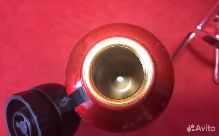 Спортивная бутылка для воды с креплением