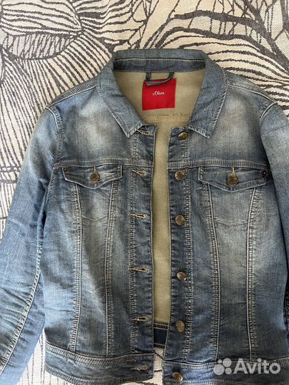 Джинсовая куртка