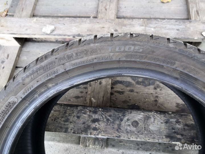 Bridgestone Turanza T005 225/40 R19