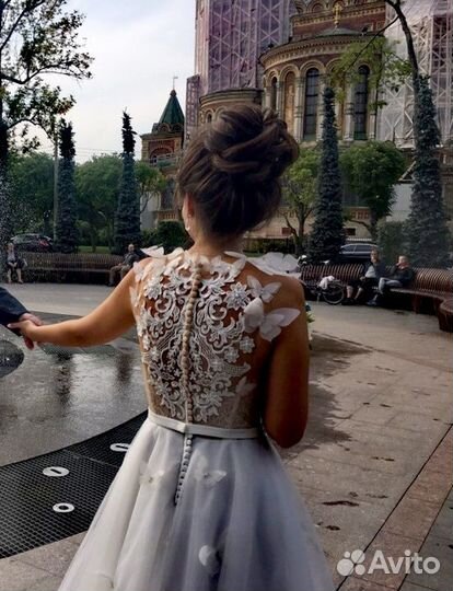 Необычное свадебное платье