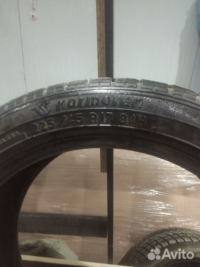 Kormoran SnowPro 225/45 R17 94H