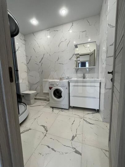 2-к. квартира, 56 м², 5/10 эт.