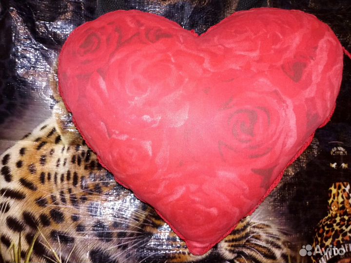 Подушки сердечки