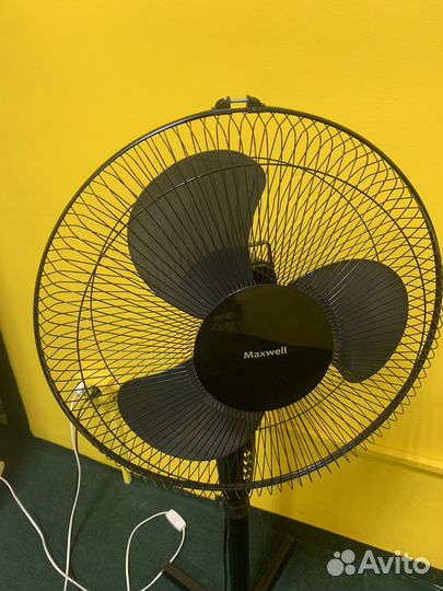 Вентилятор напольный maxwell