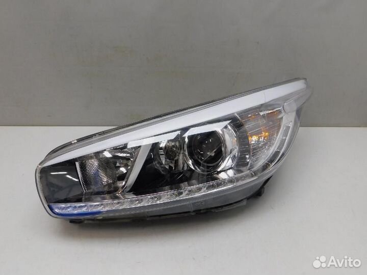 Фара левая Kia Ceed