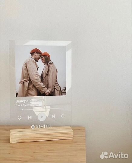 Трек на стекле фото на стекле