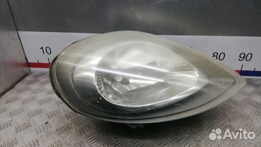 Фара правая opel vivaro (SBE11MU01)