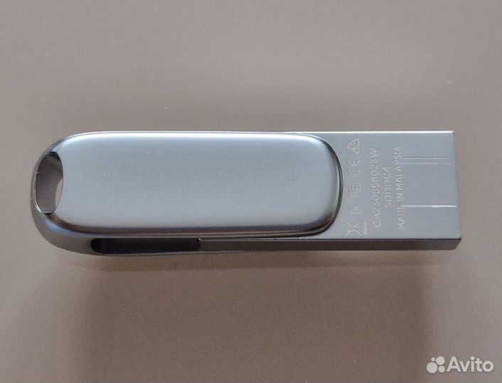 Флешка SanDisk Ultra Dual Drive Luxe 1 Тб 1000 Гб