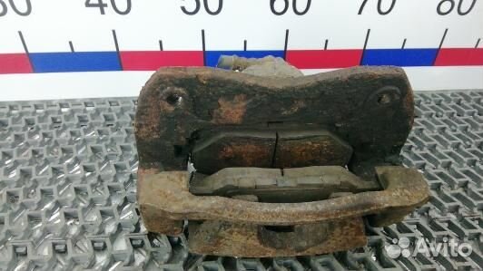 Суппорт тормозной передний левый toyota RAV 4 ZSA3