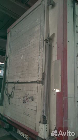 Полуприцеп для перевозки скота Pezzaioli SBA63, 2004