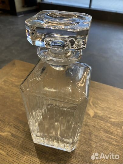 Графин стеклянный. Штоф под виски
