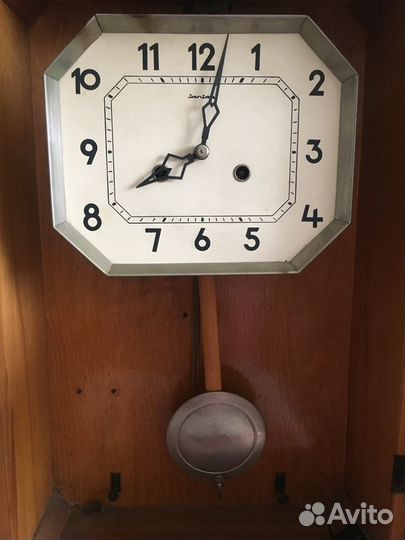 Часы старинные настенные с боем «Янтарь»