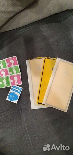 Защитное стекло на Samsung A71