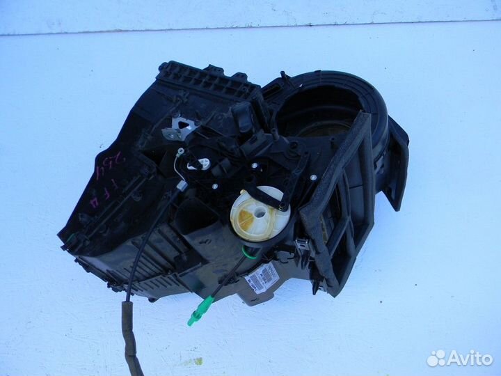 Корпус отопителя Focus II 2008-2011