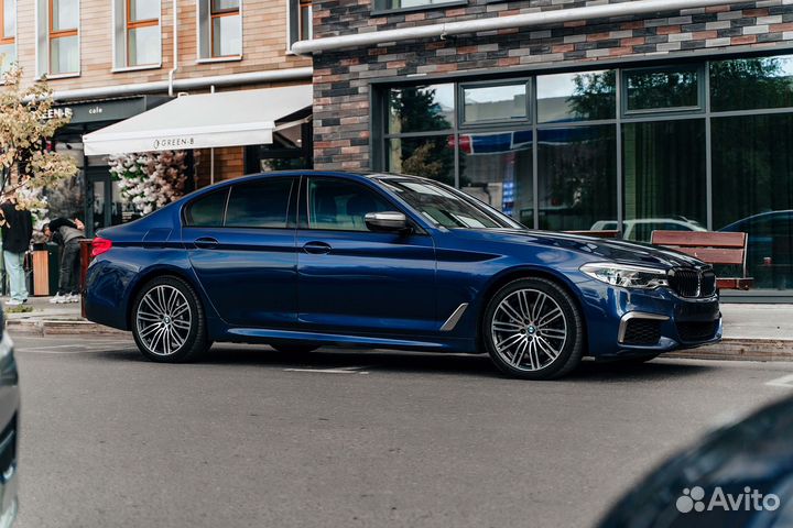 Аренда автомобиля BMW 530 без водителя