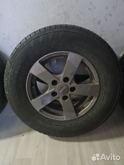 Nokian Tyres Hakka Van 215/70 R15 160C