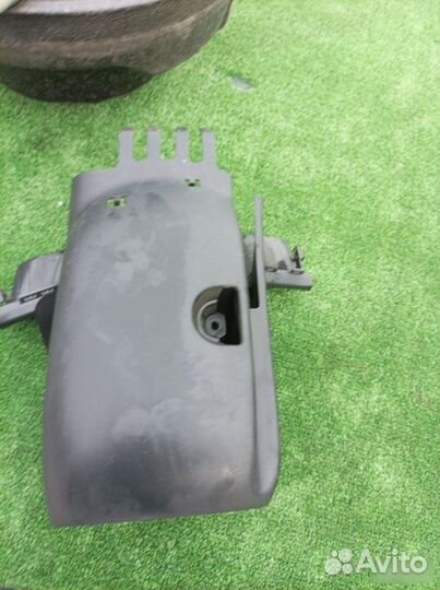 Кожух рулевой колонки Skoda Octavia A5 2013