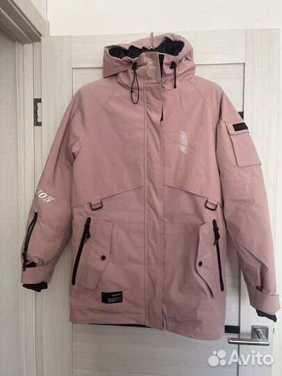 Сноубордическая куртка