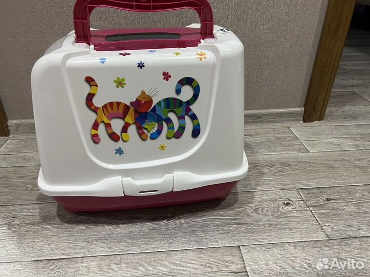 Закрытый лоток для кошек Moderna