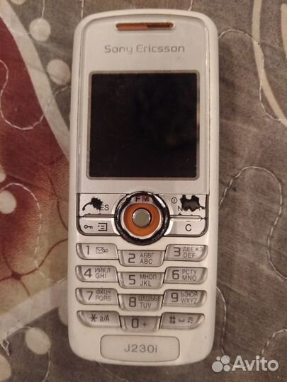 Sony Ericsson J230i