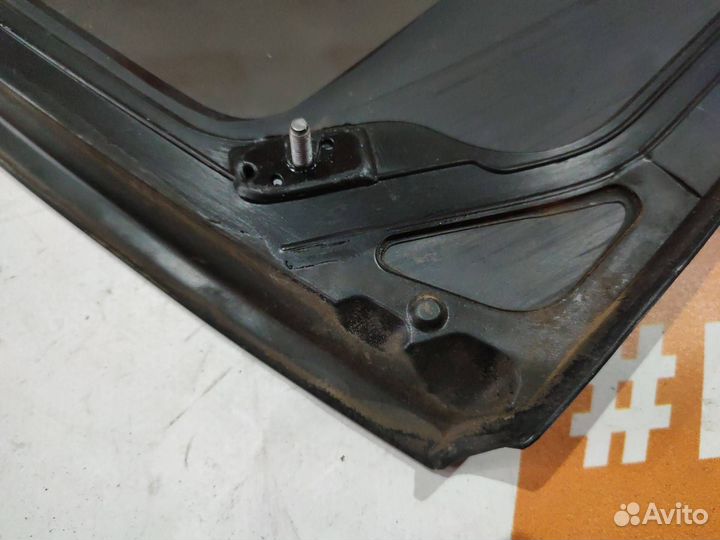 Стекло кузова зад. лев. Hyundai ix35 2009