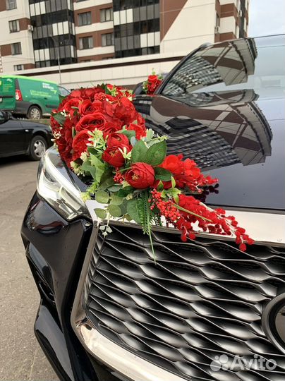 Свадебные украшения на машину