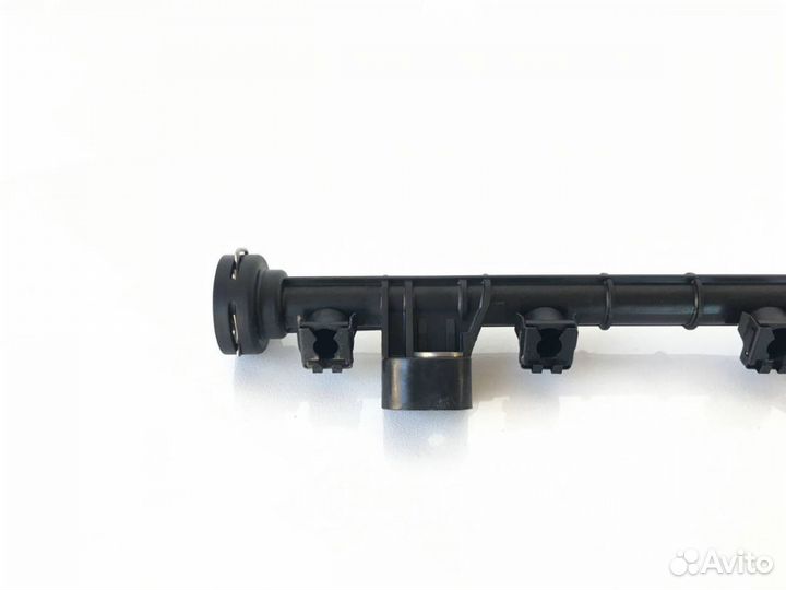 Рампа топливная Kia Sportage 2,G4GC,2л